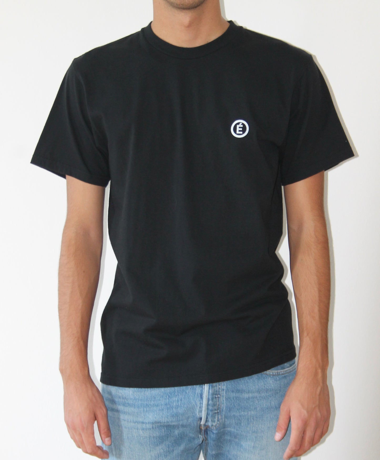 "FASHION VICTIM" tee - Black